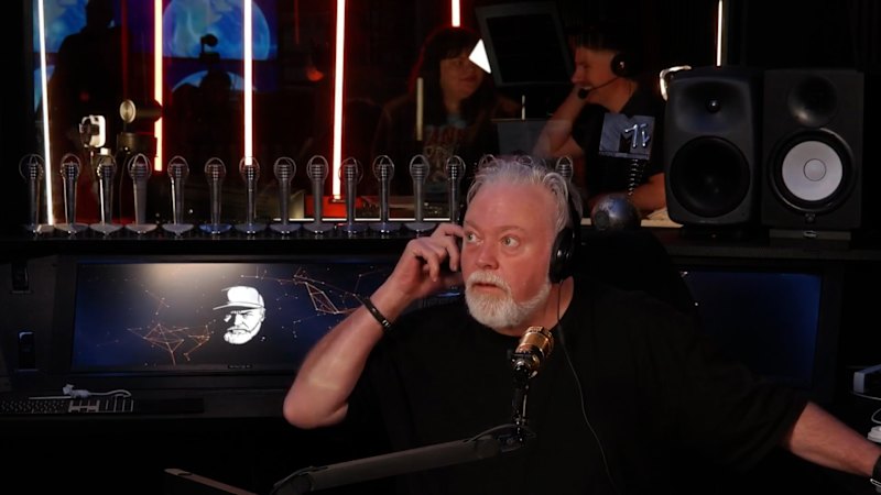 Kyle Sandilands Live off to clunky start