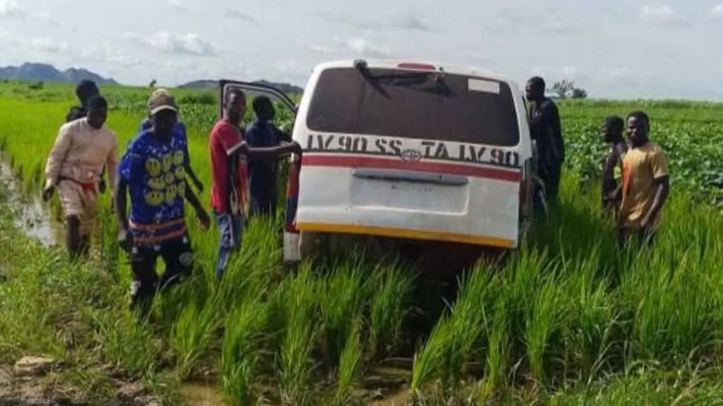 Nigerian army says it safely rescued 33 people kidnapped by gunmen