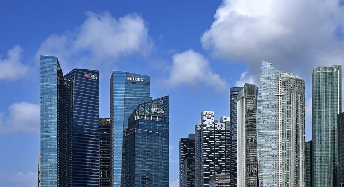 Singapore Banks Riding High With Unprecedented Wealth Management Boom