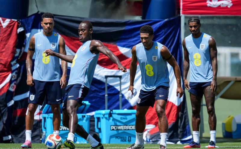 Como sign England defender Chalobah from Chelsea
