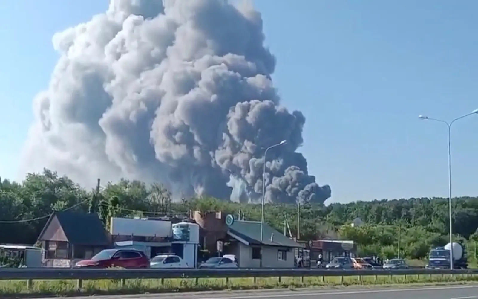 Ukraine hits multiple Russian regions, killing 8