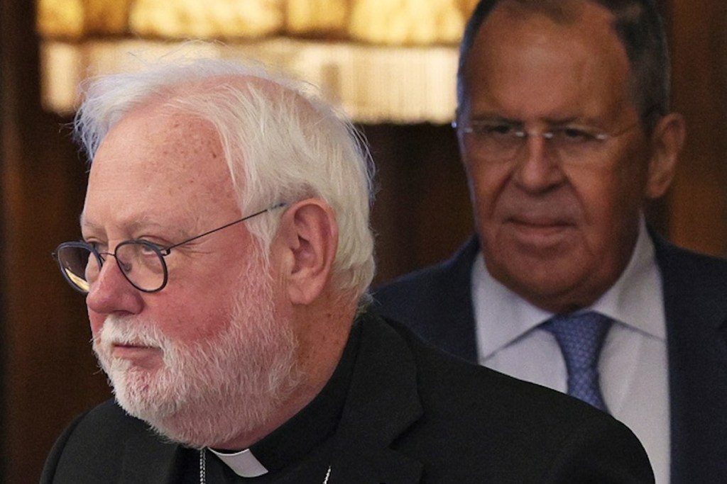 Holy See seeks a path to peace in Moscow