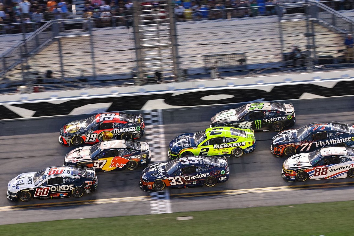 Shane van Gisbergen reacts to missing the Chase, despite first stage win on an oval