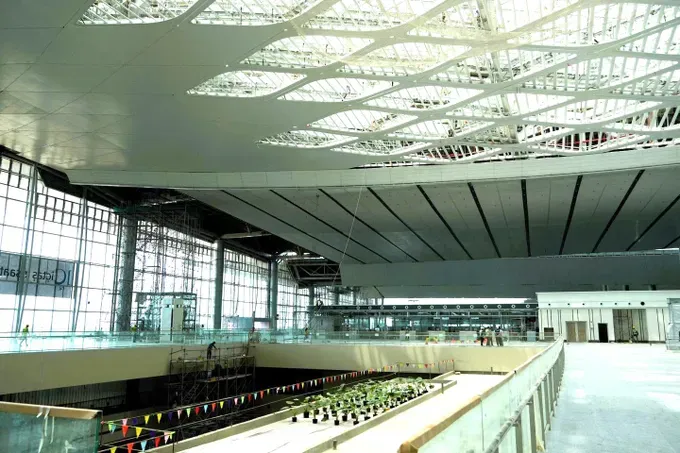 Long Thanh Airport construction site remains active throughout holiday