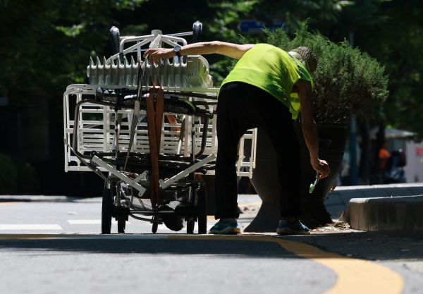 KDCA Tallies 131 Additional Cases of Heat-related Illnesses, including 2 Deaths