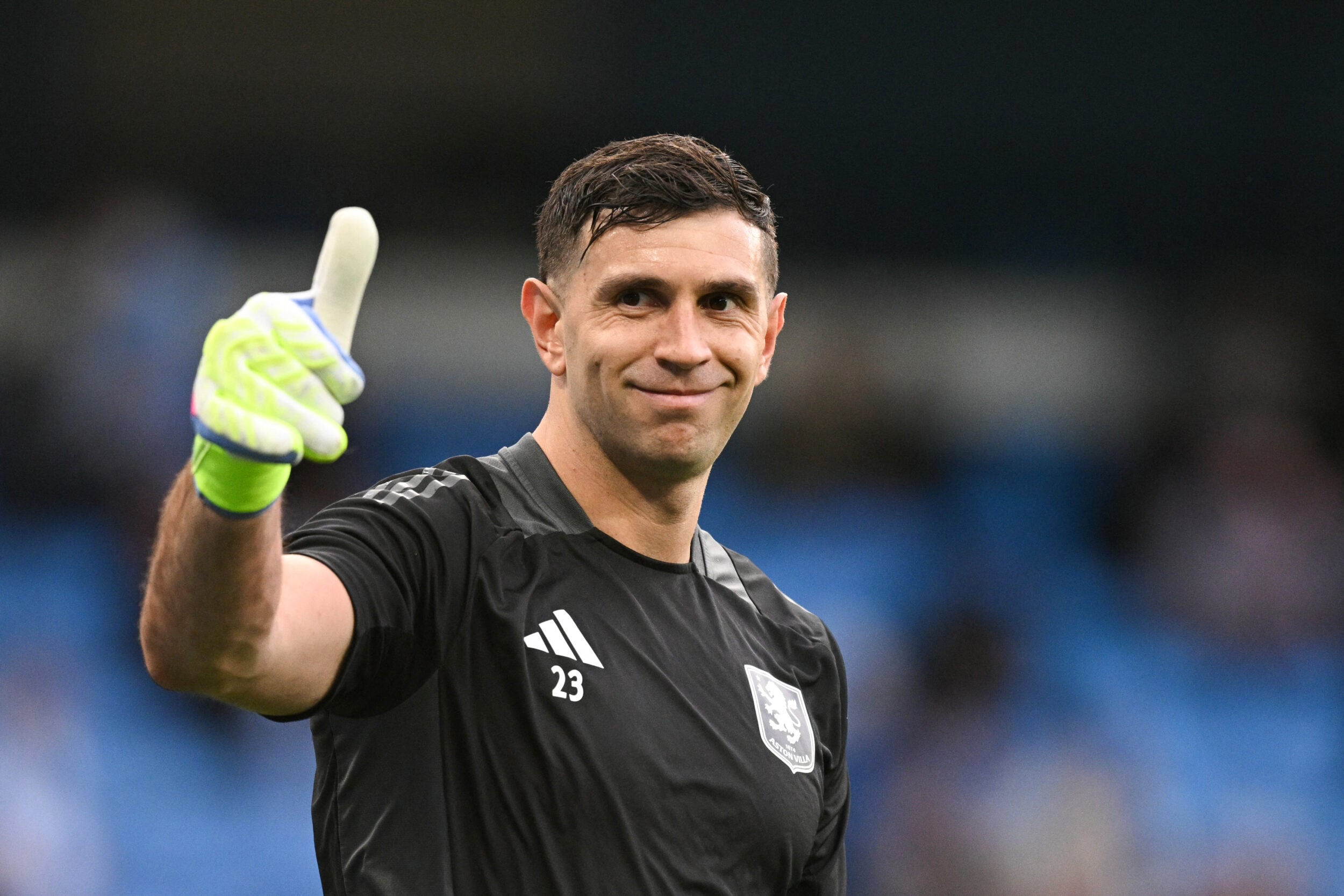 Chelsea sign Argentina ‘stopper Martinez from Villa