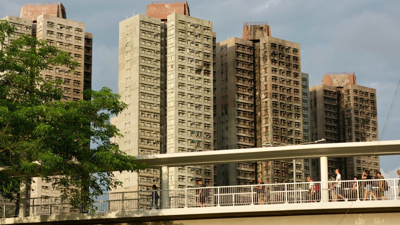 Hong Kong gives 45 Wang Fuk Court holdouts final call on buyout scheme