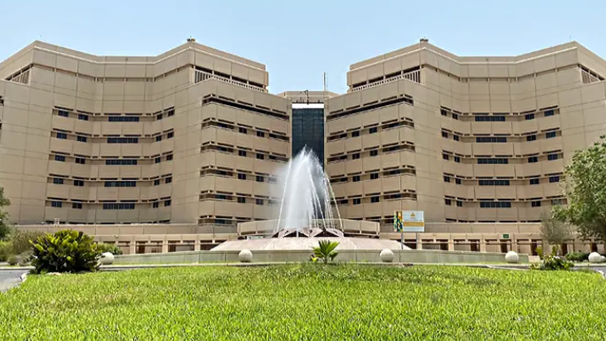 King Abdulaziz University opens applications for preparatory year program
