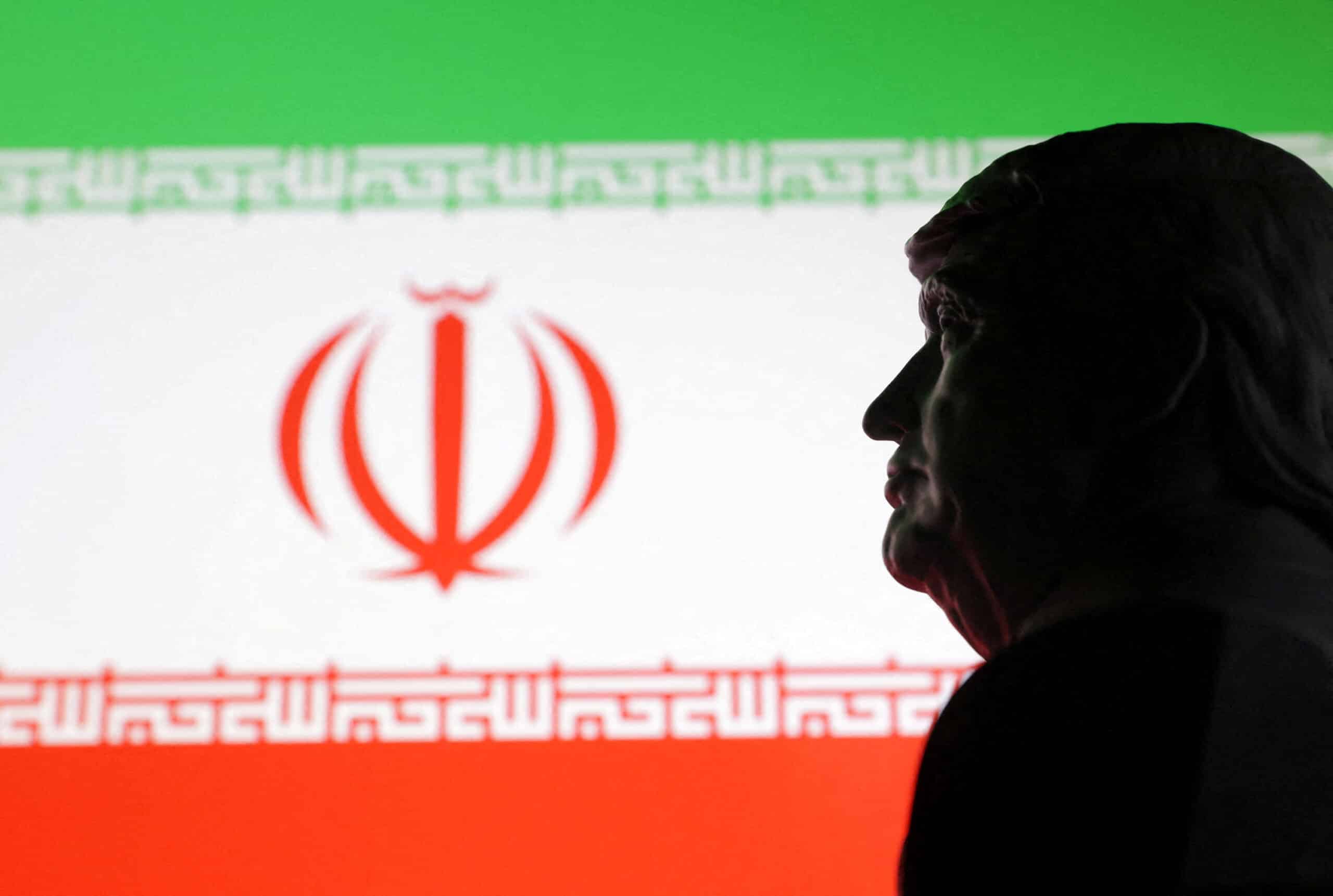 Trump shifts Iran pressure towards economic squeeze