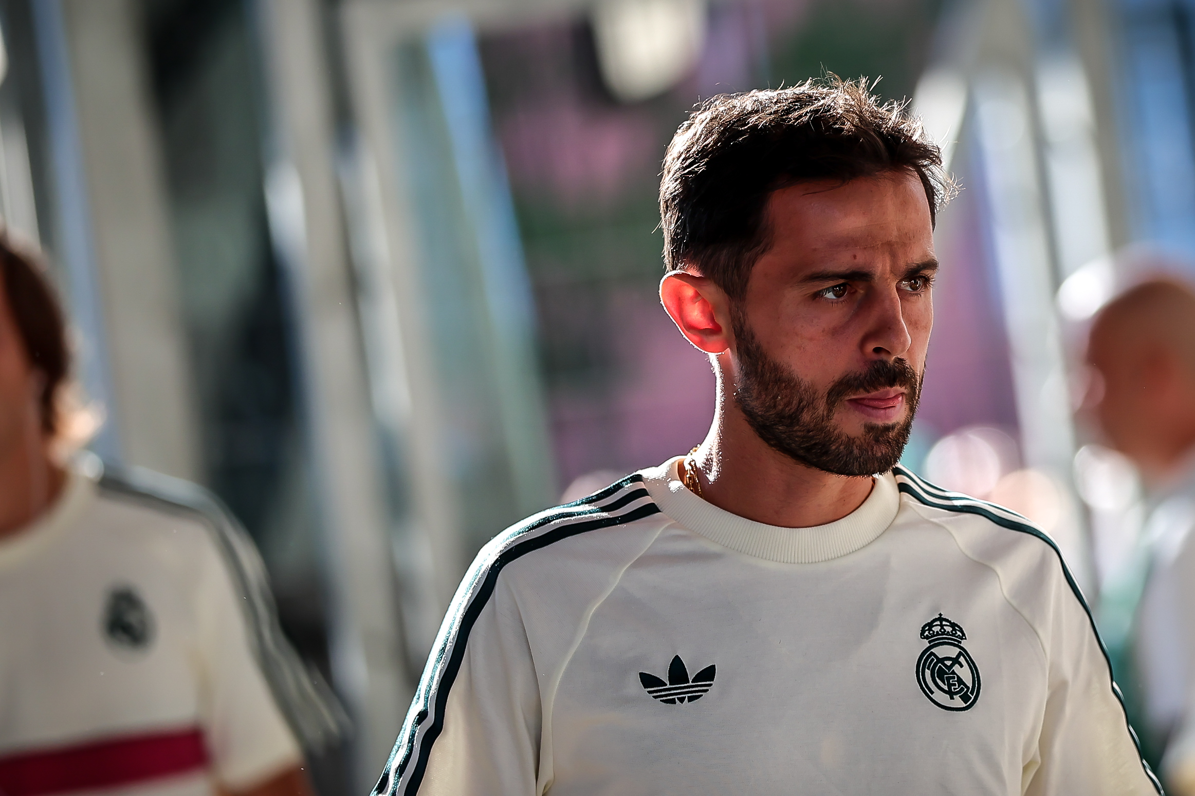 🗞️ Bernardo runs Madrid, Julián stirs the market: Monday's front pages
