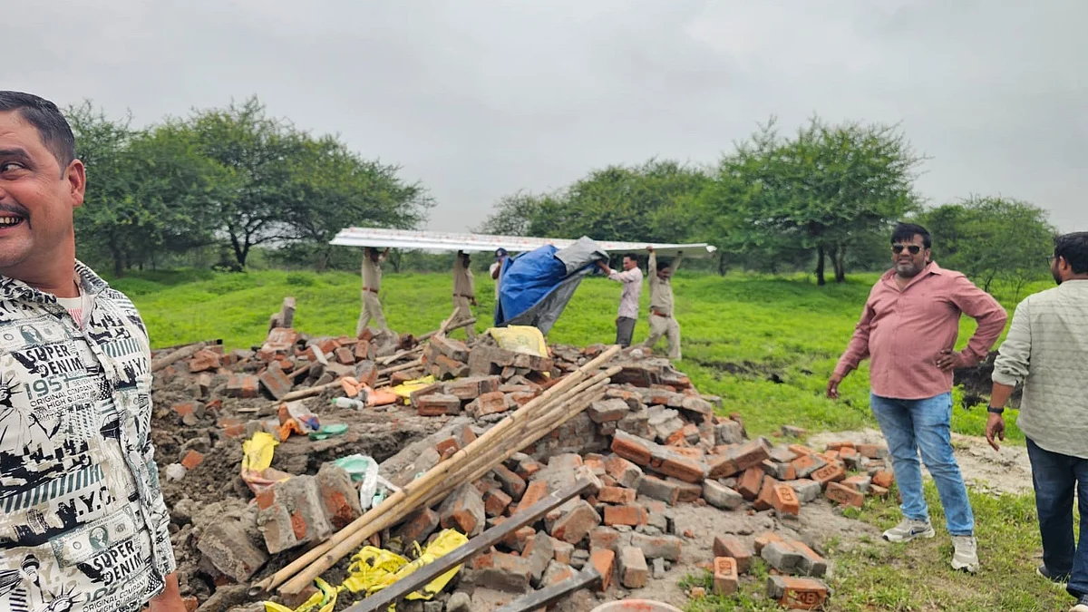 Forest Department Clears Illegal Occupation From Bijasan Forest Land In Indore