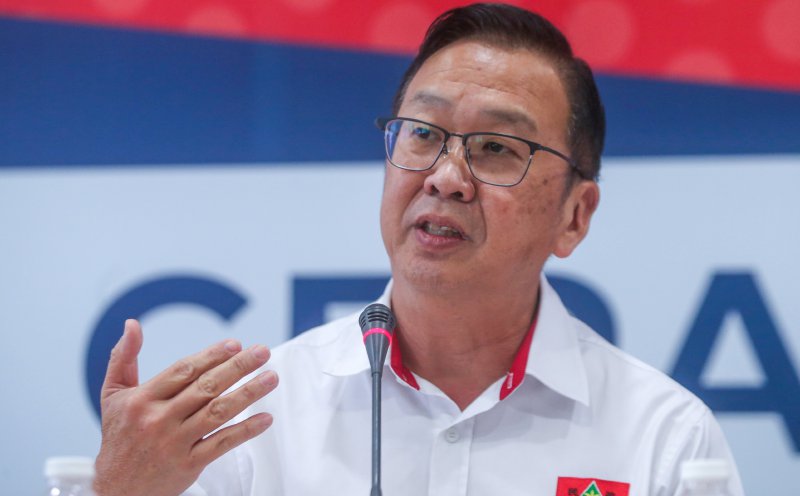 'If fewer than 1pc exceed 200 litres, why restrict Budi95?' - Dominic Lau