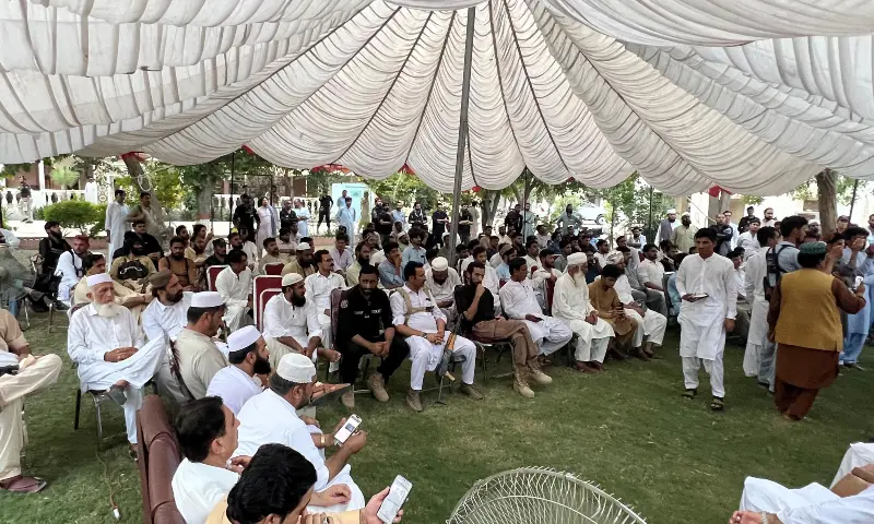 Bannu police peace committee submits 11-point assurance as talks conclude