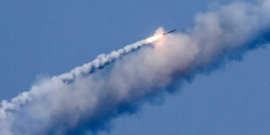 Russia attacks Ukraine with Kh-59/69 missile, Banderol munitions and drones