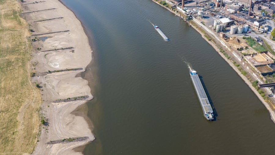 Low water level: Inland shipping companies fear disruption of the Rhine route