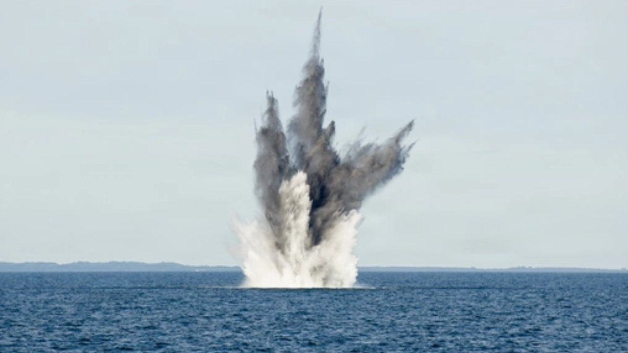 Clearing mines, securing ports & more: India-US navies' specialised Kochi exercise