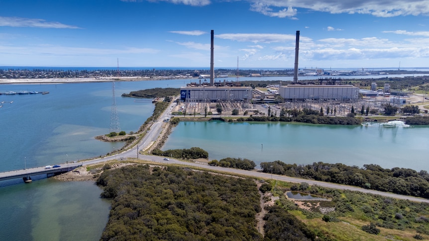 AGL fined $60k after workers exposed to lead during power plant deactivation