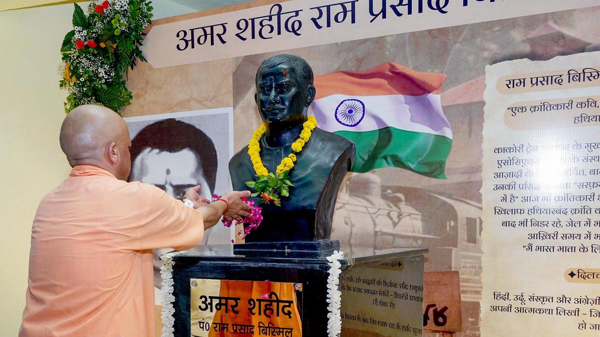 'Har Ghar Tiranga' campaign tribute to freedom fighters' sacrifices: CM Adityanath