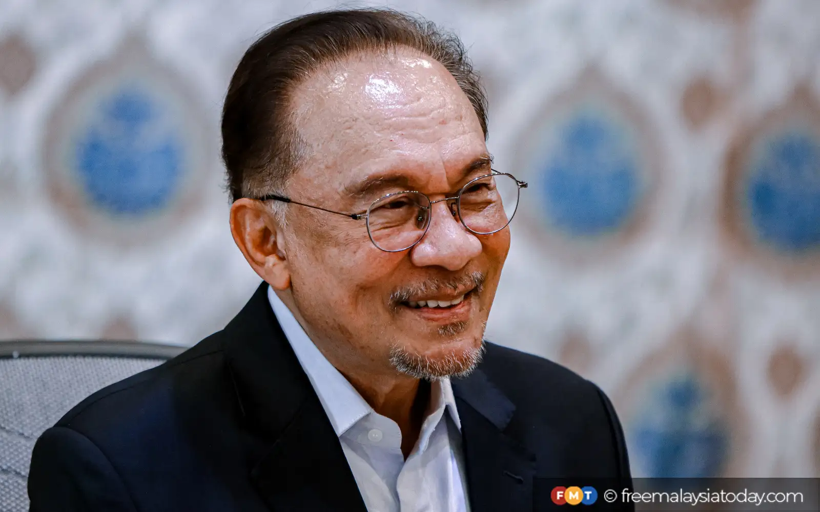 Anwar undergoes surgery for abdominal hernia