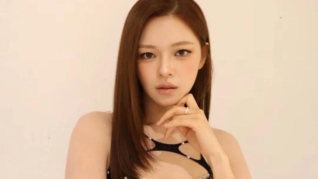TWICE's Jeongyeon Leaves JYP Entertainment After 16 Years, Says 'I Am Moving On To New Chapter'