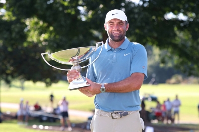 Scottie Scheffler rallies to win second FedEx Cup title to join elite company