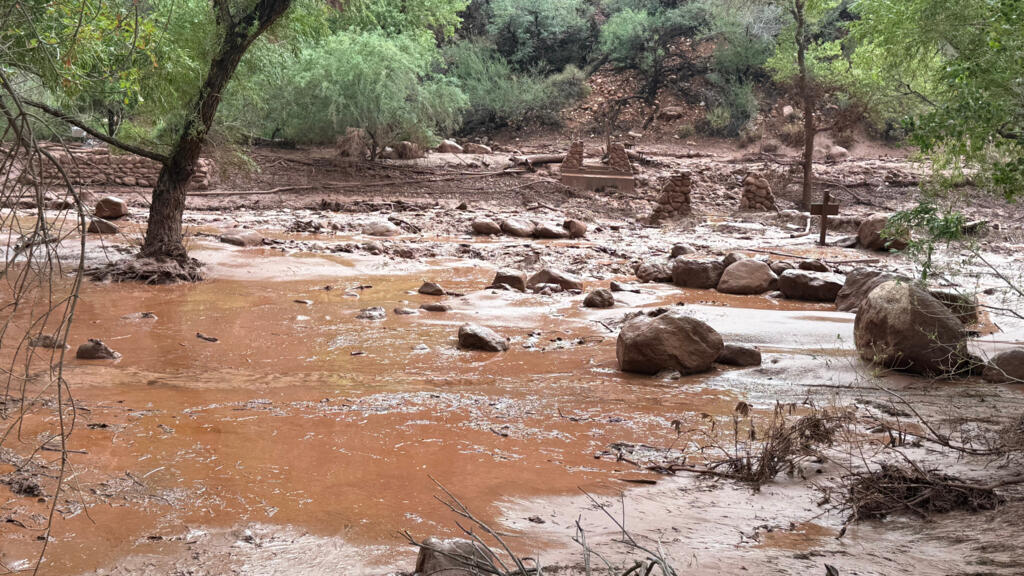 Flash flood in Grand Canyon National Park leaves about 15 missing