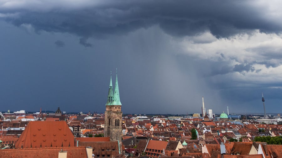 Real estate: This facade is supposed to protect cities from heavy rain