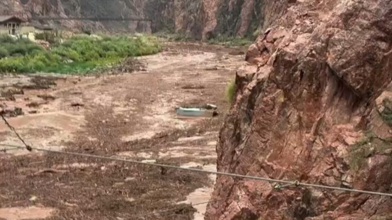 Dozens feared missing after Grand Canyon flash flood