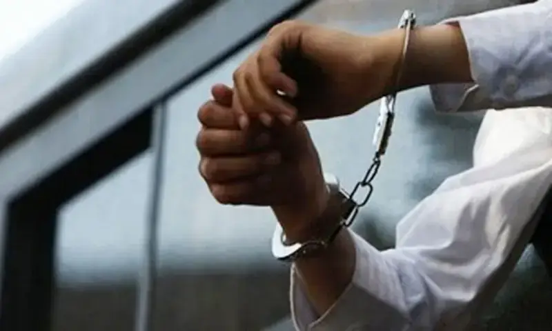 Eight held in raid on call centre ‘running scam targeting foreign nationals’ in Karachi