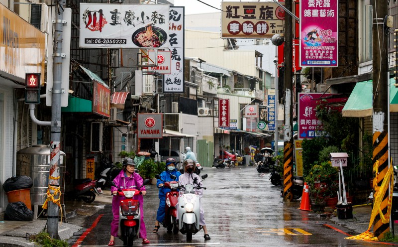 US-Taiwan ties 'never been stronger', top diplomat says