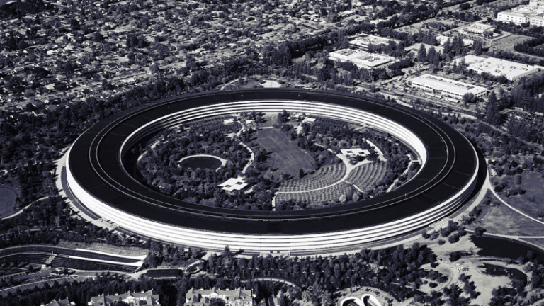 Eight Books That Puncture the Myths of Silicon Valley