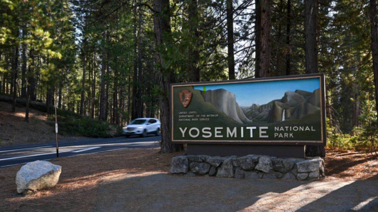 Developer bought 83 acres near Yosemite for $4m; US weighs land swap for road
