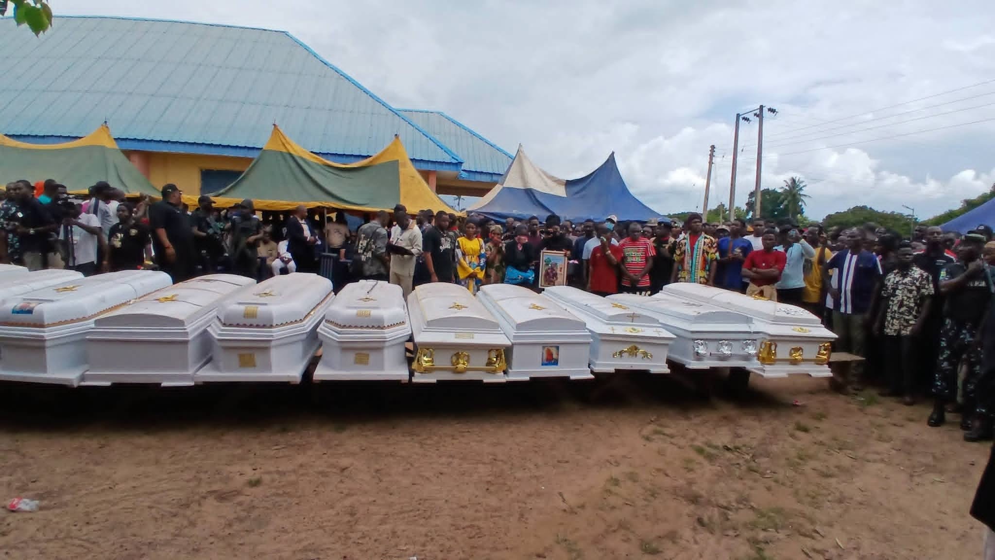 Mass burial for 15 Benue attack victims as farmers face bandits’ levies