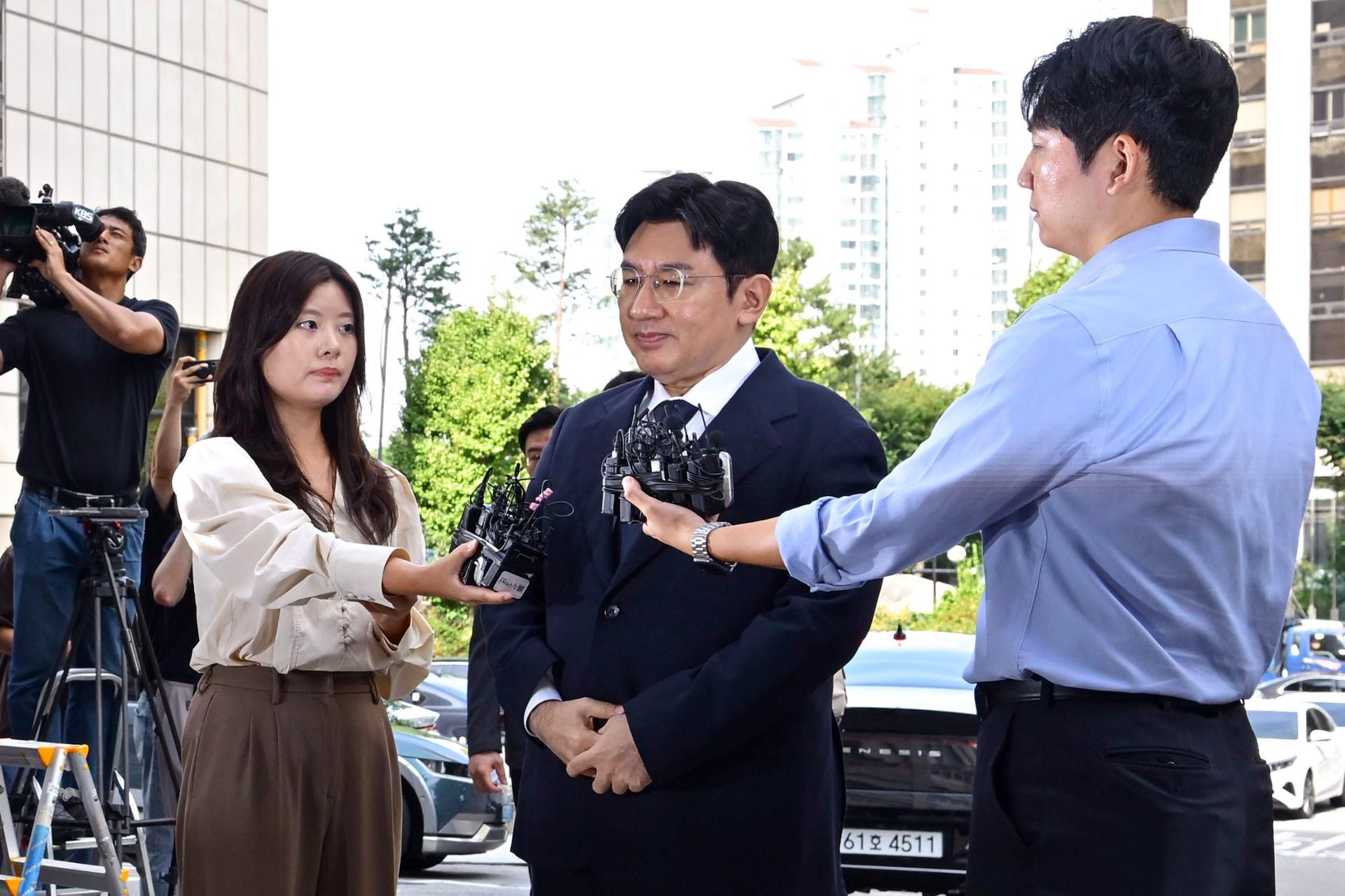 HYBE chairman to be referred to prosecution over alleged deception of shareholders: police