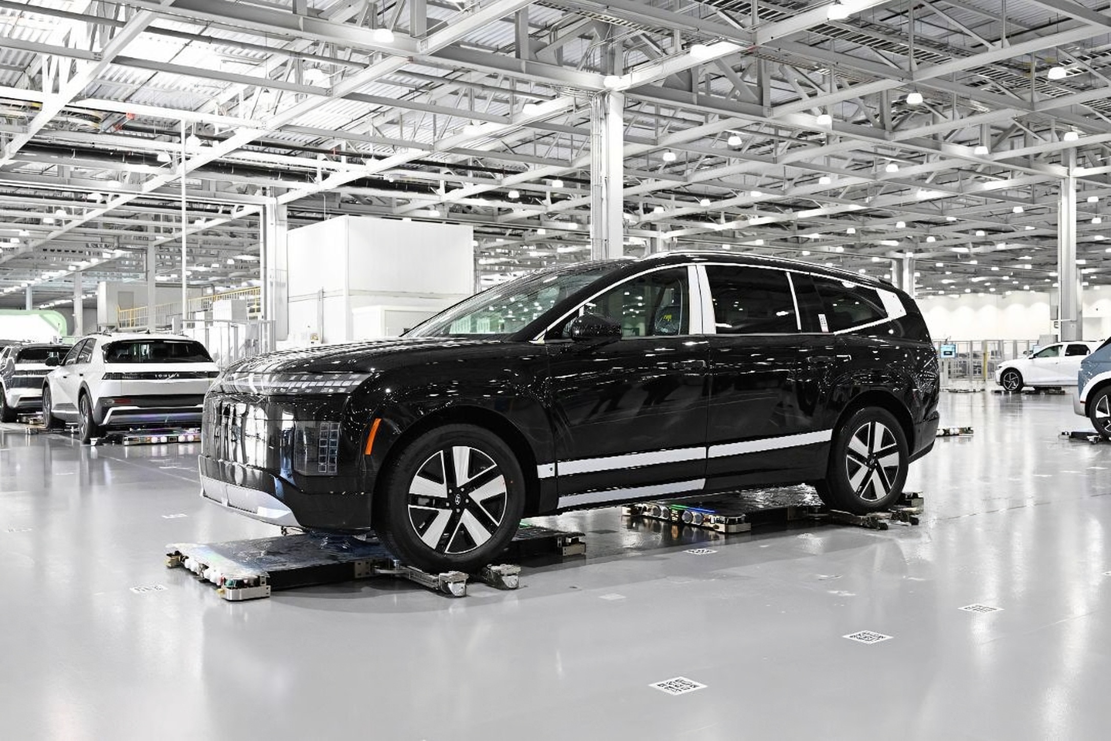 Hyundai Wia to test parking robots in residential area of Seoul