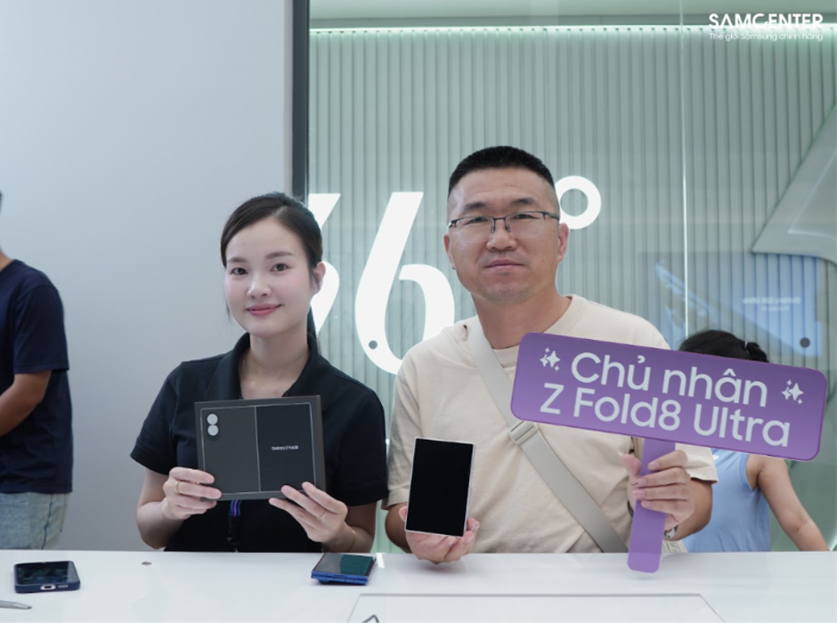 Samsung s newest foldable smartphones hit Vietnam