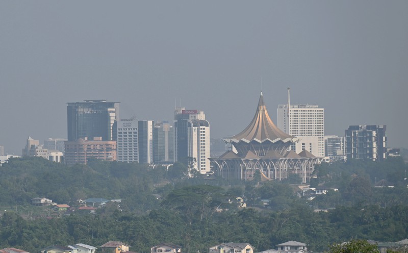 Sarawak haze may persist amid fires in Kalimantan