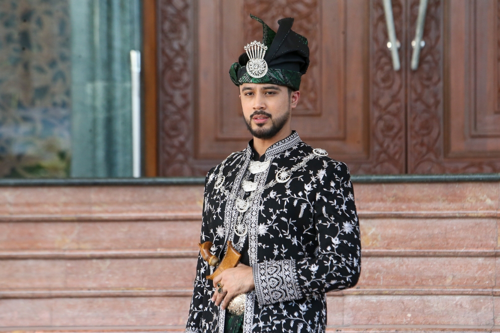 Controversial actor Aliff Aziz choosing to look inward, move forward