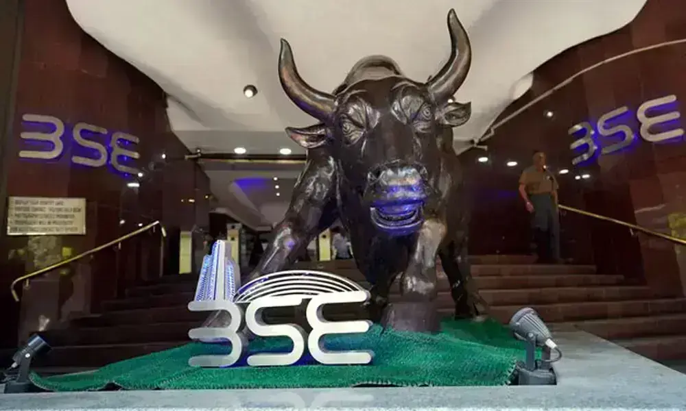Indian shares muted as easing US rate concerns, domestic earnings counter oil worries
