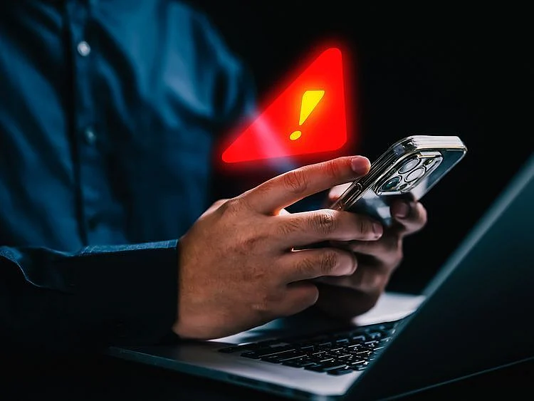 Indian nationals in UAE warned against biometric data scams
