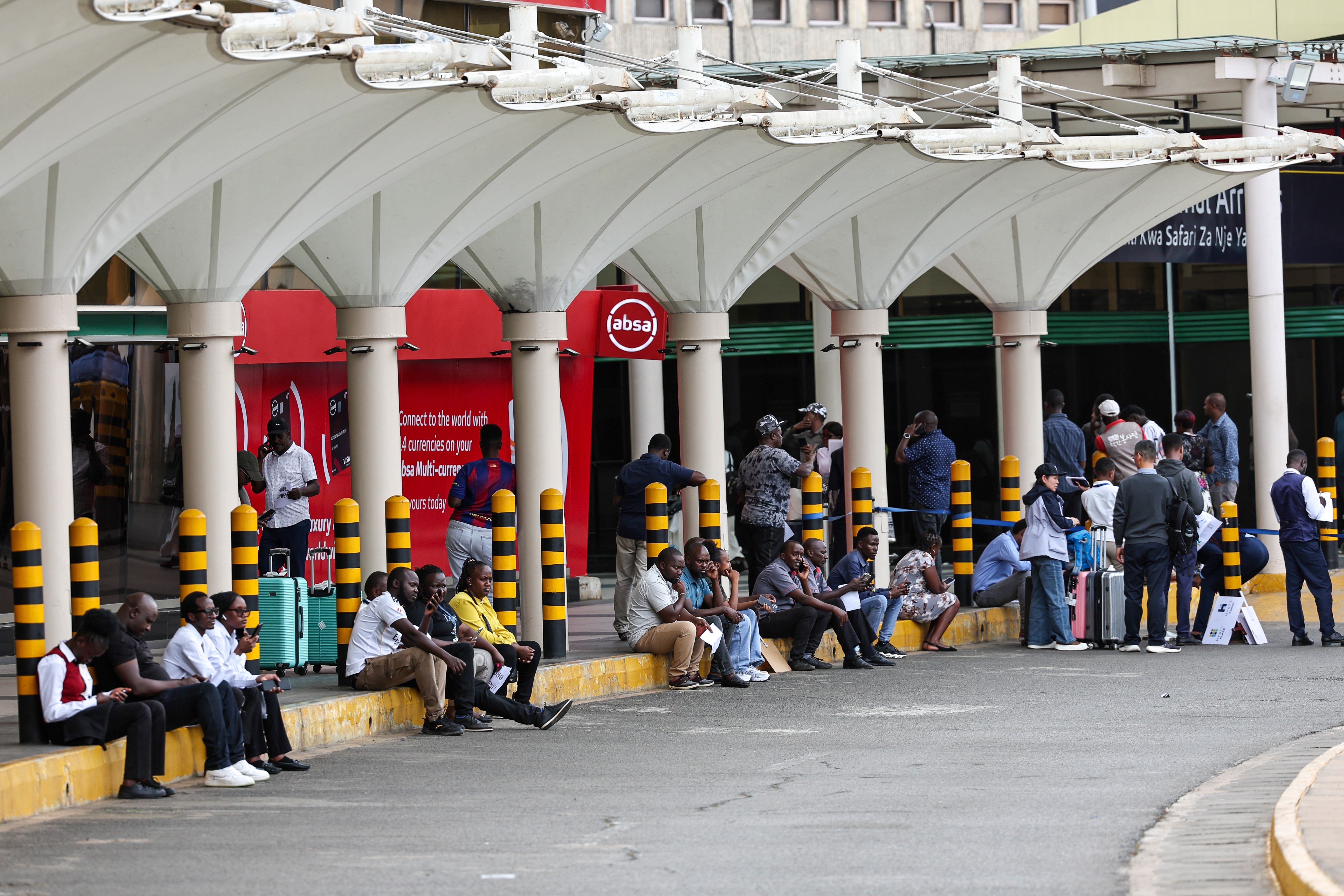 Kenya airport staff strike delays thousands of passengers