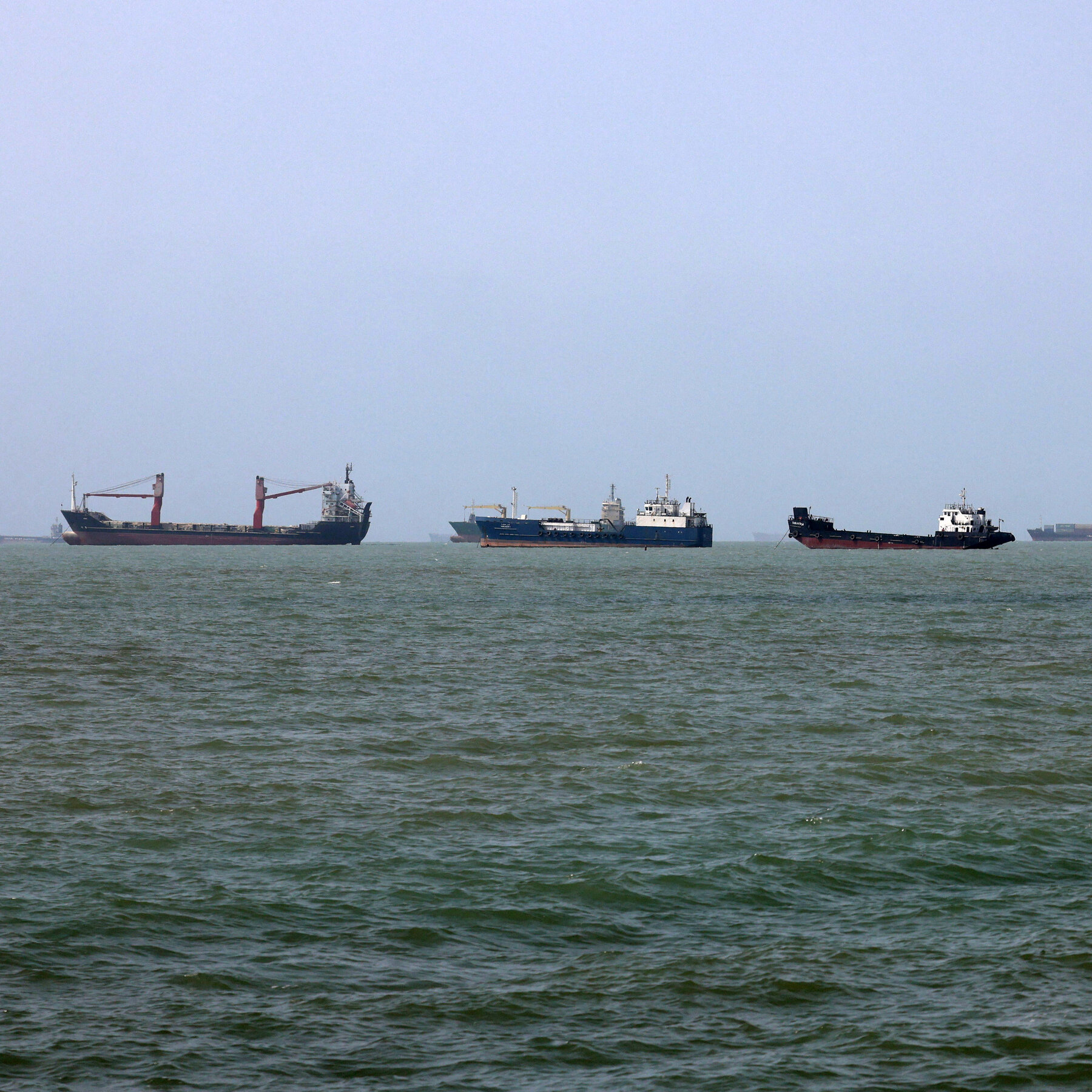 Iran Insists Strait of Hormuz Will Stay Closed Until Trump Agrees to Demands