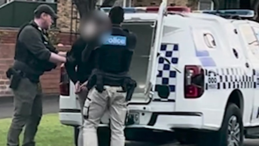 Five accused of using dating apps for homophobic attacks in Melbourne