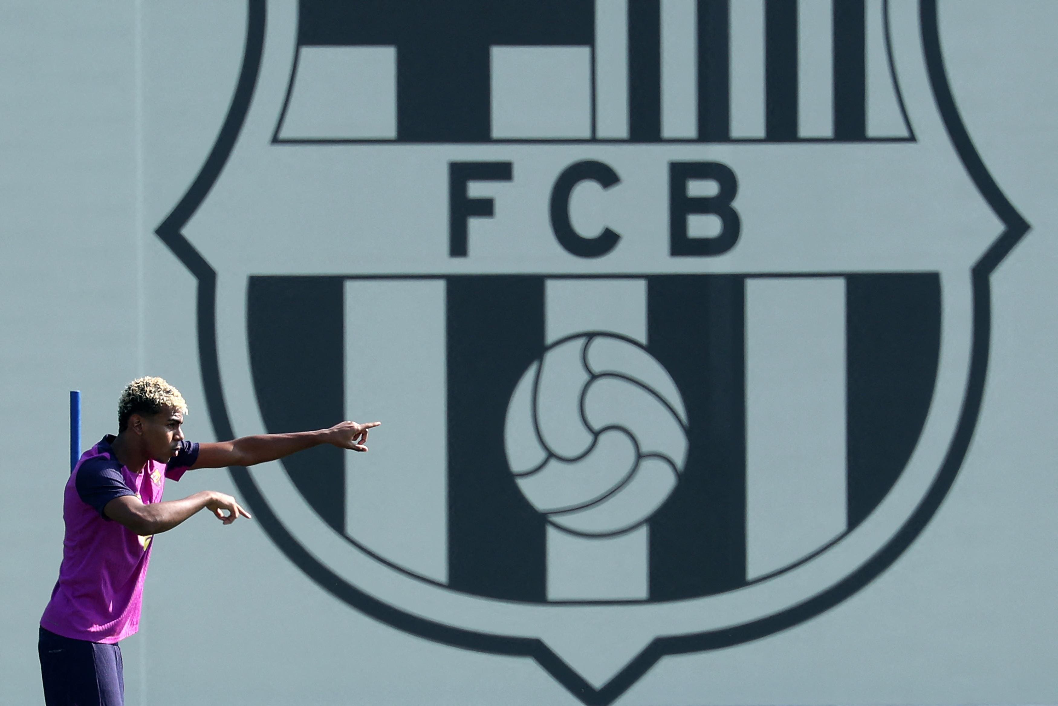 Barcelona Star Suffers ‘Serious’ Injury And Leaves Training In Tears