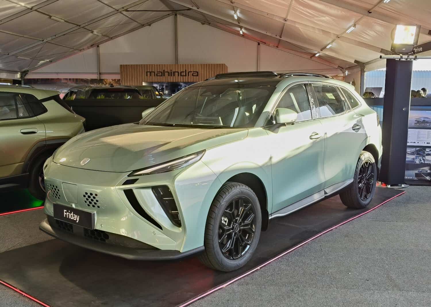 Dongfeng Forthing Friday shows its real self at Kyalami Festival of Motoring
