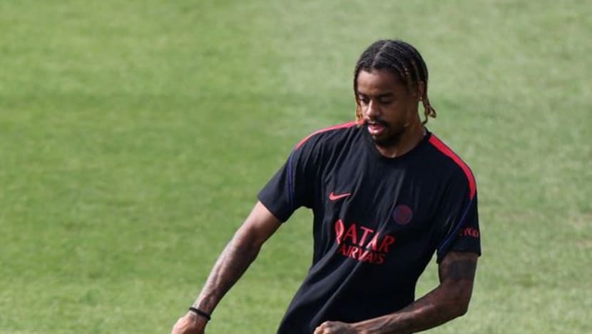 Liverpool sign France forward Barcola from PSG