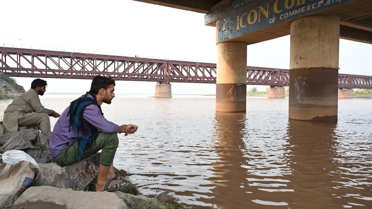 India rejects ruling on water-sharing treaty with Pakistan by international court