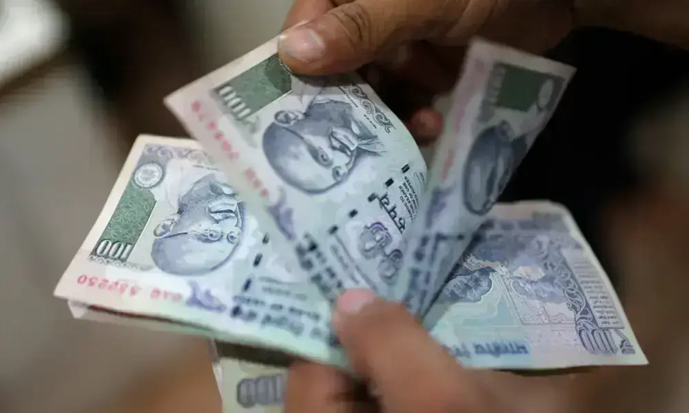 Indian rupee weakness cushioned by central bank intervention, shorts grow wary