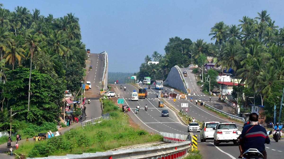 Kazhakootam-Karode stretch turns accident hotspot