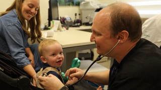 Clalit helps olim access health care in their own language